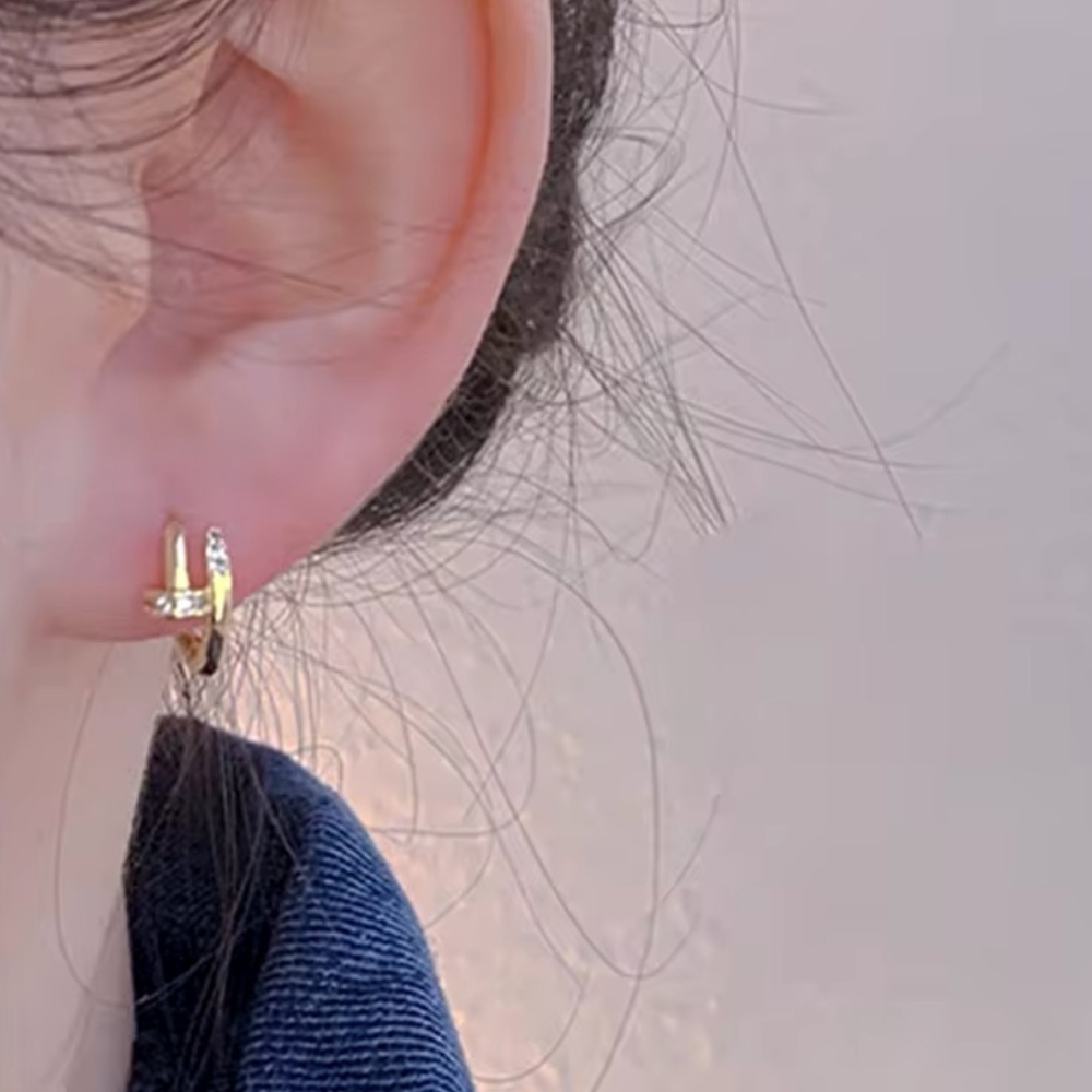 NEW LUXURY NAIL MOTIF SMALL ZIRCON STUDDED EARRINGS